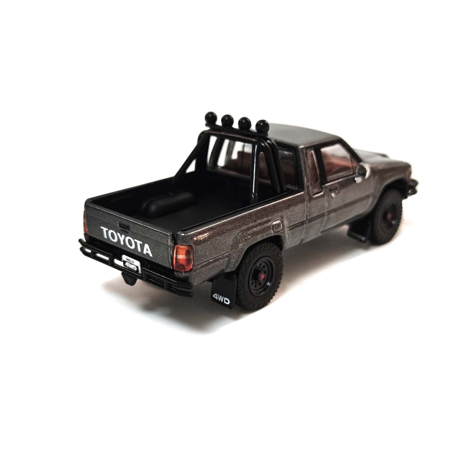 1:64 Scale Toyota Hilux Gray Diecast Model Car Collection Gift Children Toy