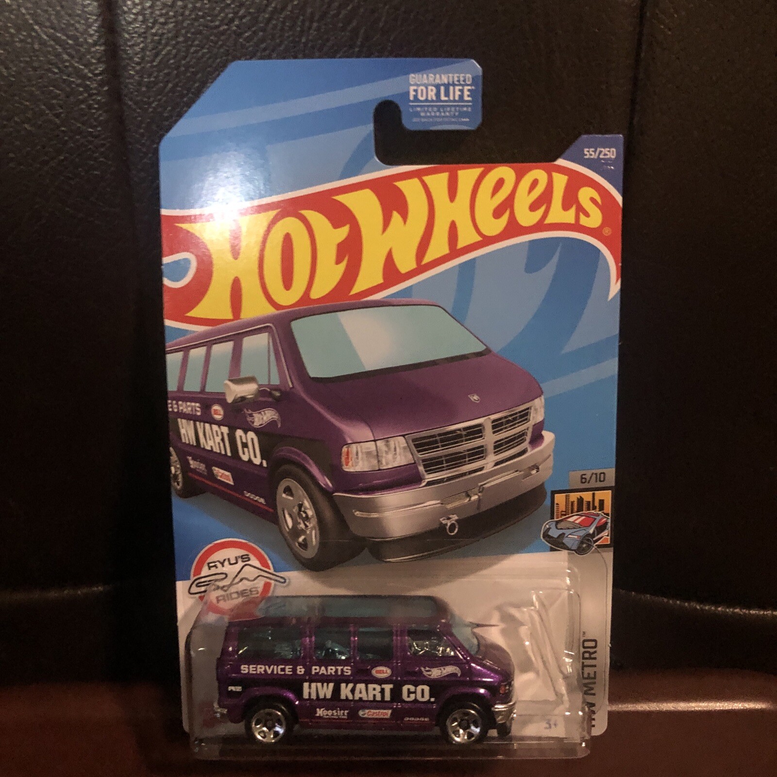 Dodge Van HW Metro Hot Wheels Non TH Purple Decals HW Chrome New