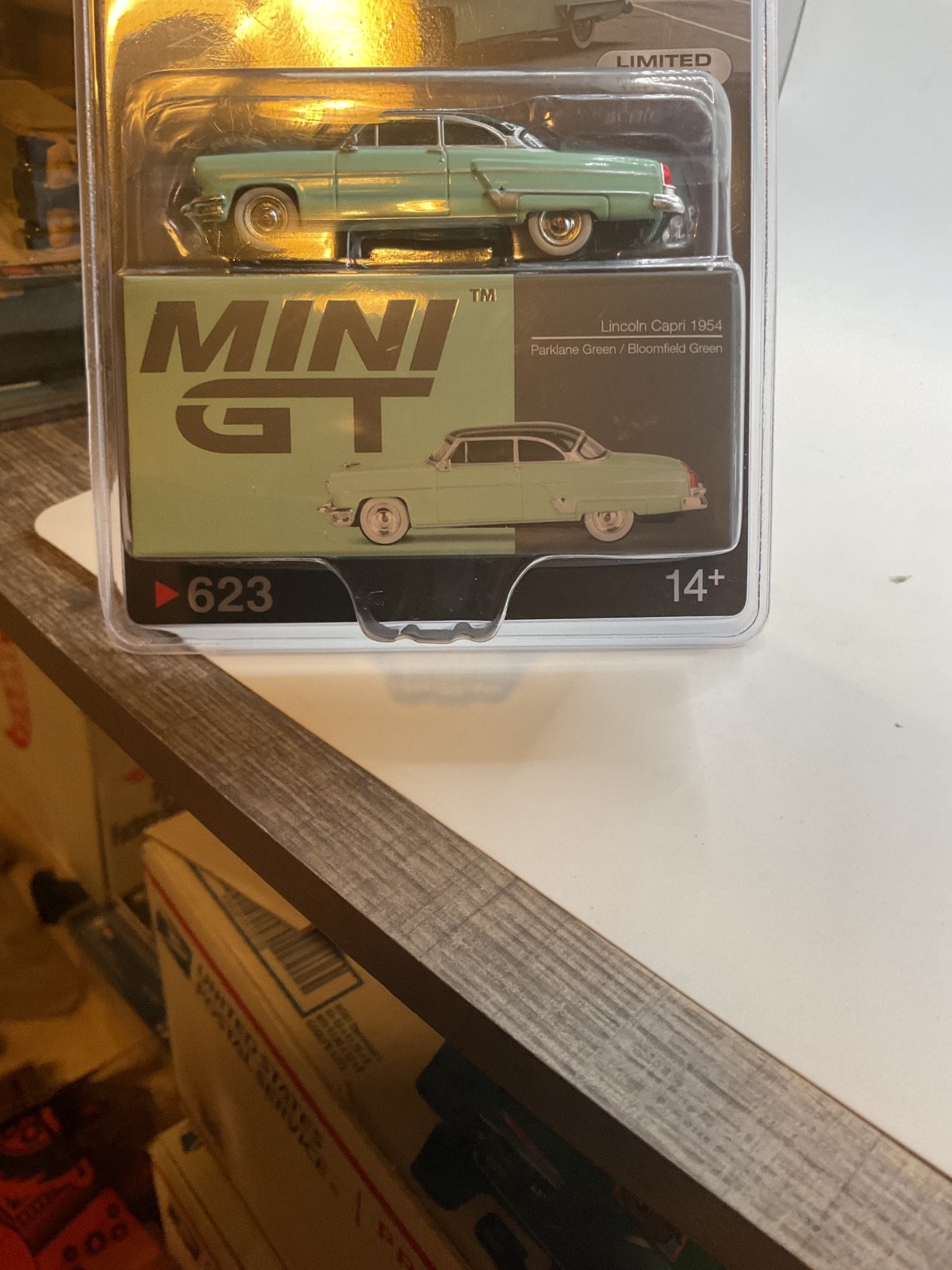 Mini GT Lincoln Capri 1954 Parklane Green / Bloomfield Green #623