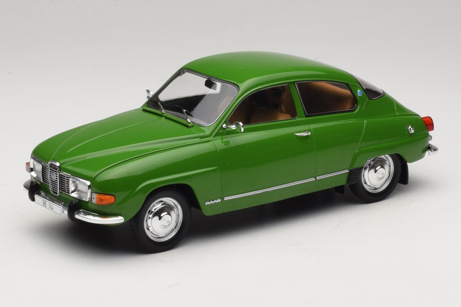 Saab 96 V4 Green 1:18 MCG | MCG18655