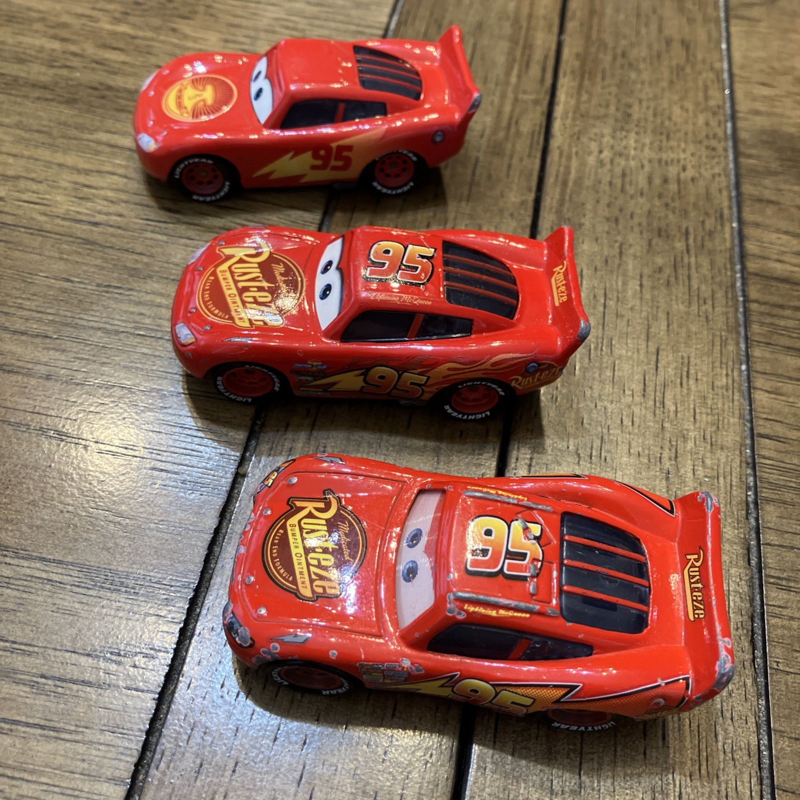 Lot of 24 – Disney Pixar Mattel Cars Diecast Pullback Plastic Various Characters