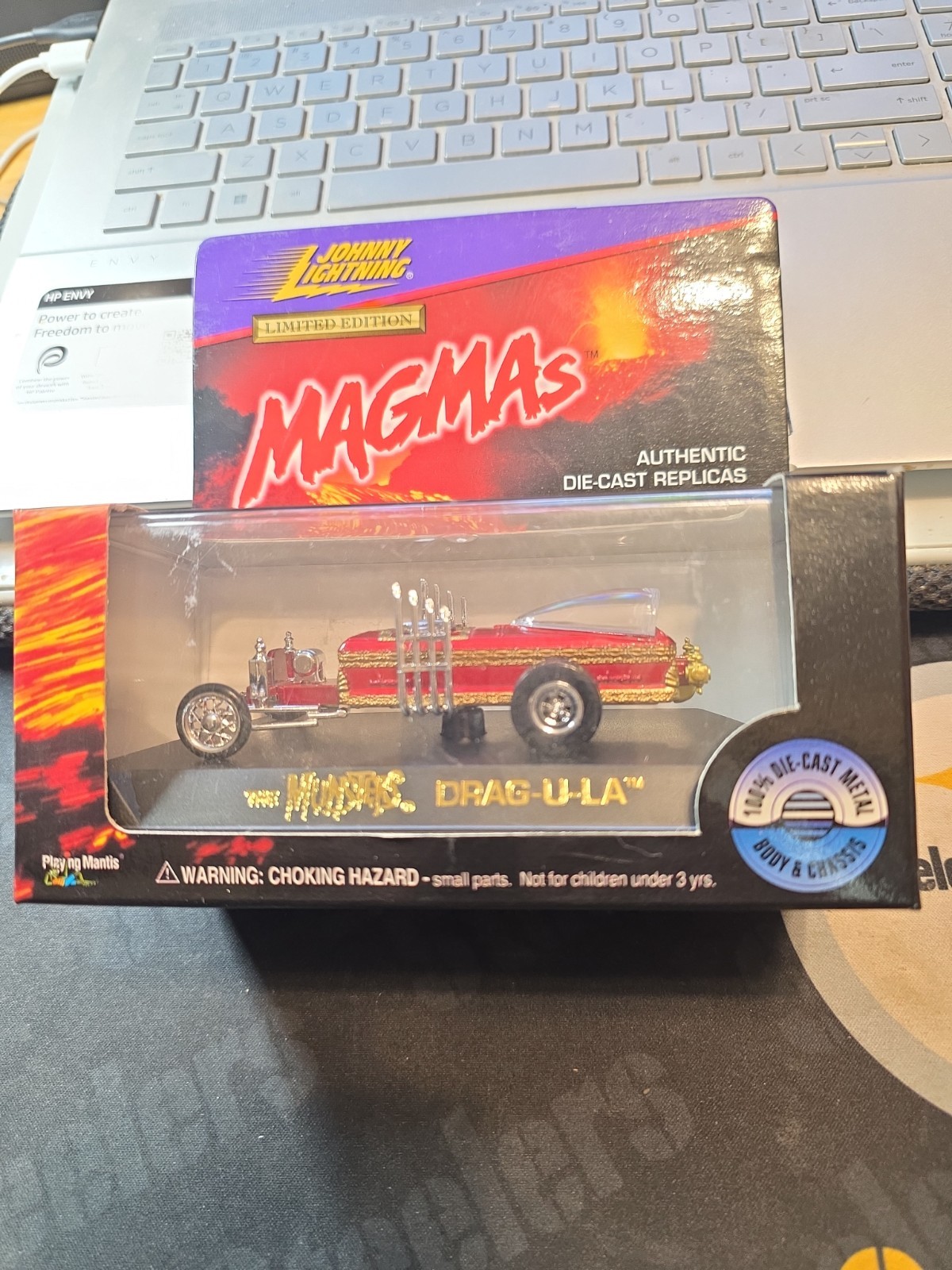 JOHNNY LIGHTNING LIMITED EDITION DRAG-U-LA 1:43 SCALE THE MUNSTERS NIB CR1