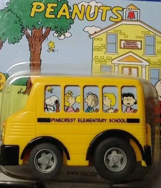 ChoroQ Usj – Universal Studios Japan Peanuts Schoolbus – Many Great Items
