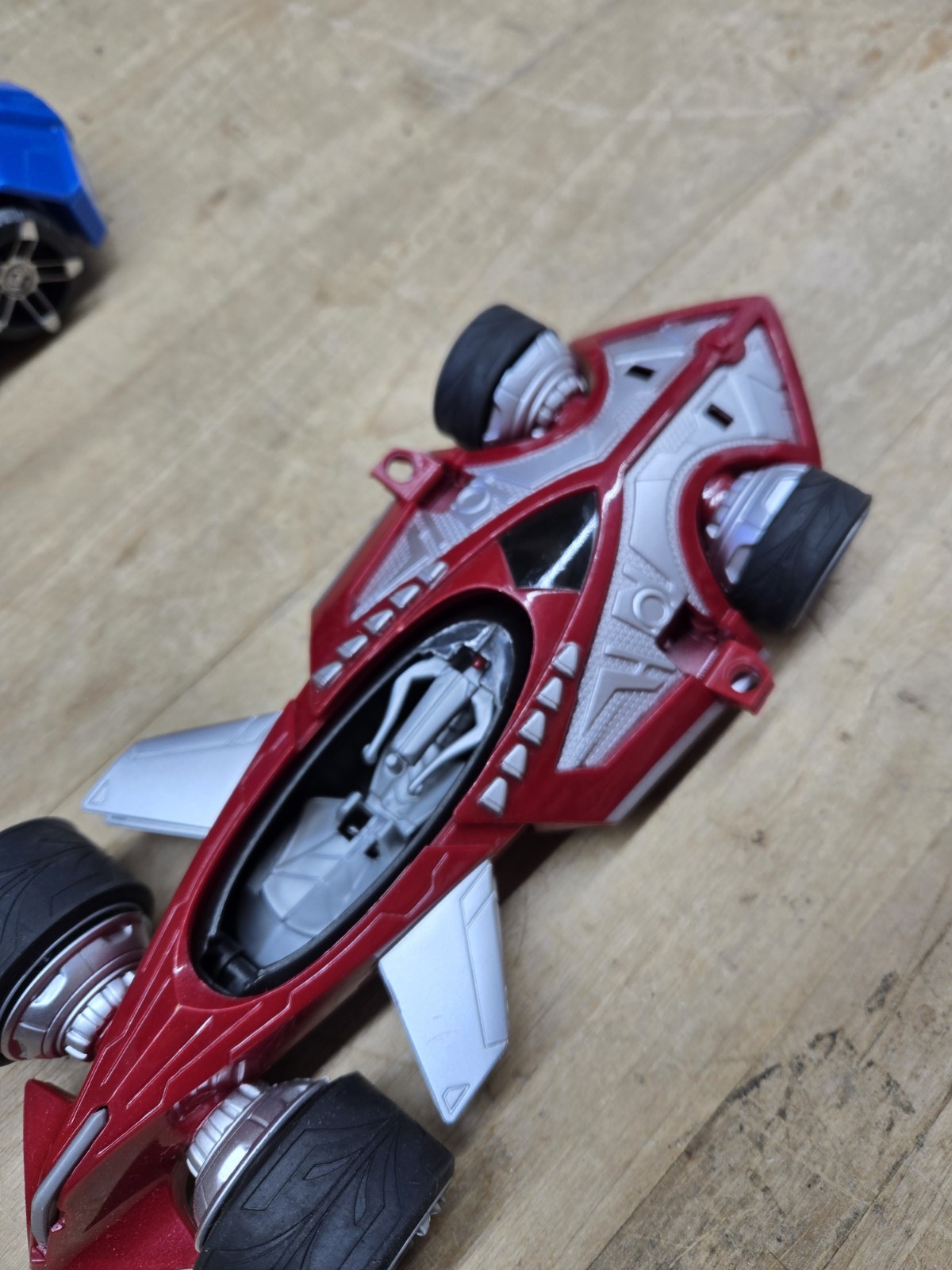 2009 Hot Wheels Battle Force 5 Saber Vehicle