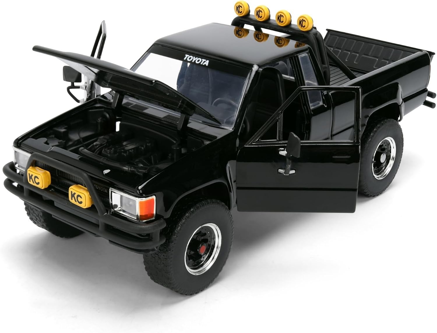 Jada 1:24 1985 Toyota SR5 Pickup and Marty’s Skateboard Back To The Future 36479