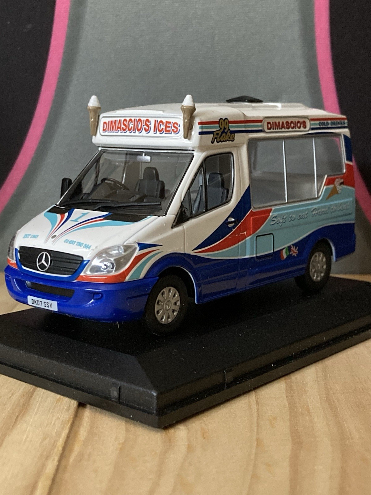 1:43 Dimascio’s Mercedes Sprinter Ice Cream Van. Please read full description.