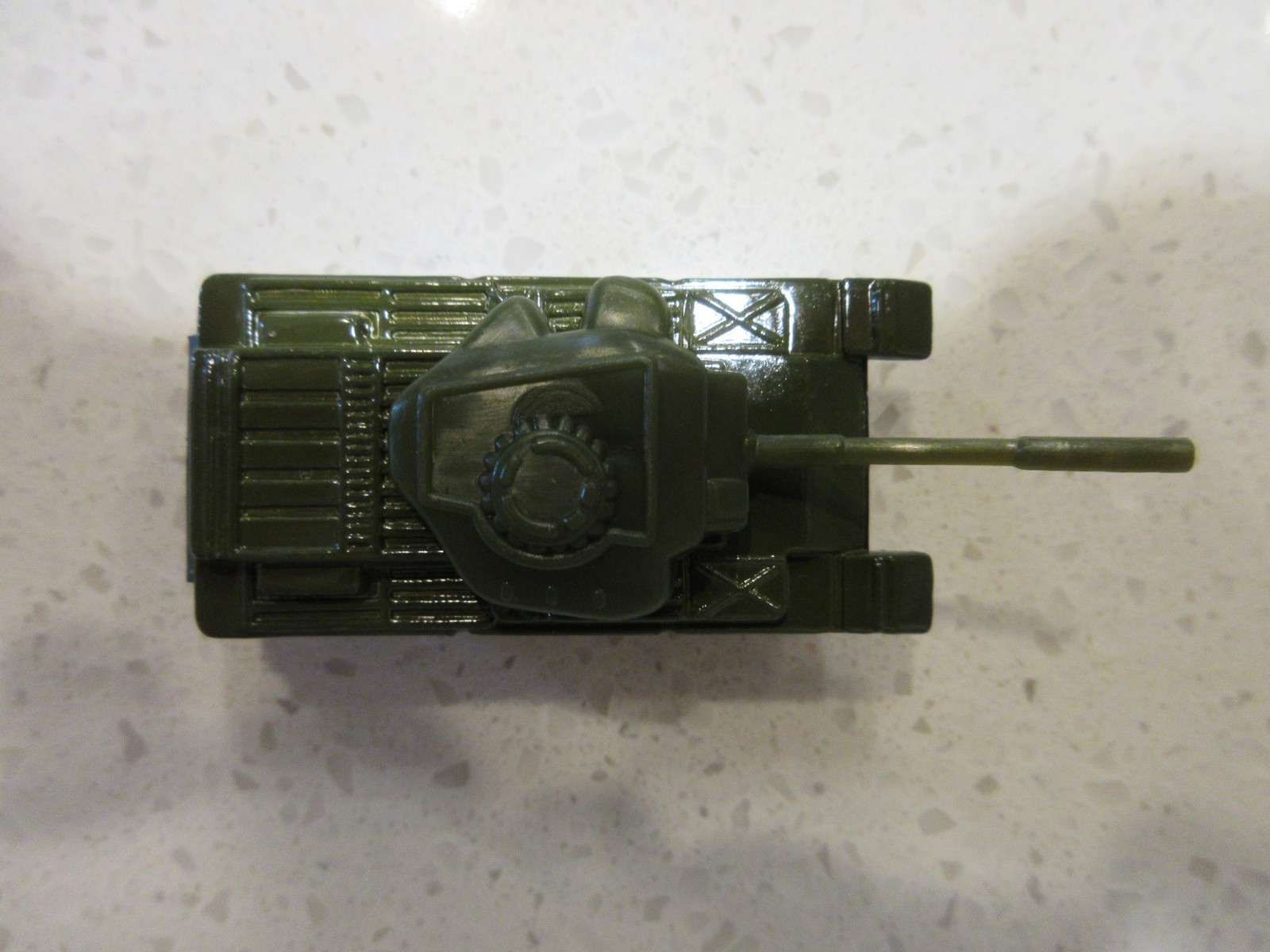 Turbo Wheels Military Action Vehicle Army Tank OD Green Diecast 1:64 Toy Car