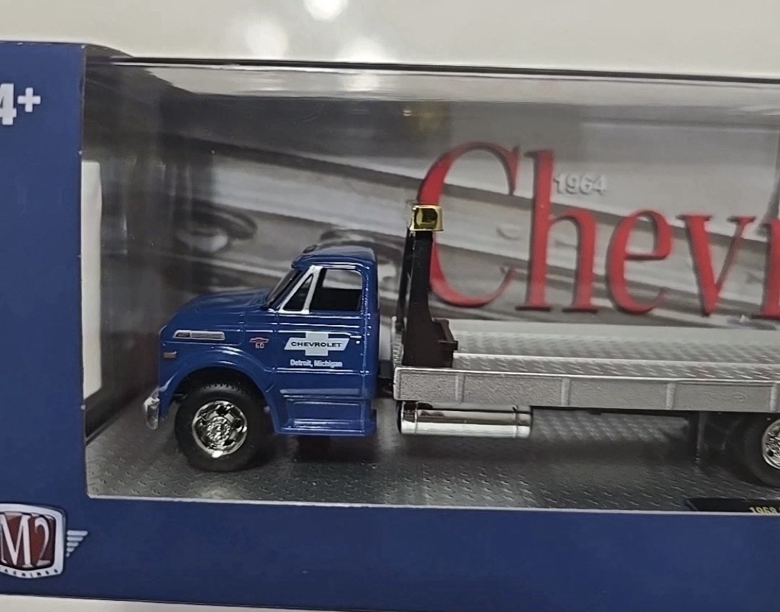 🔥M2 Machines 1:64 1968 Chevy C60 Truck & 1964 Impala S47 Blue/Gold 1 of 6,000!