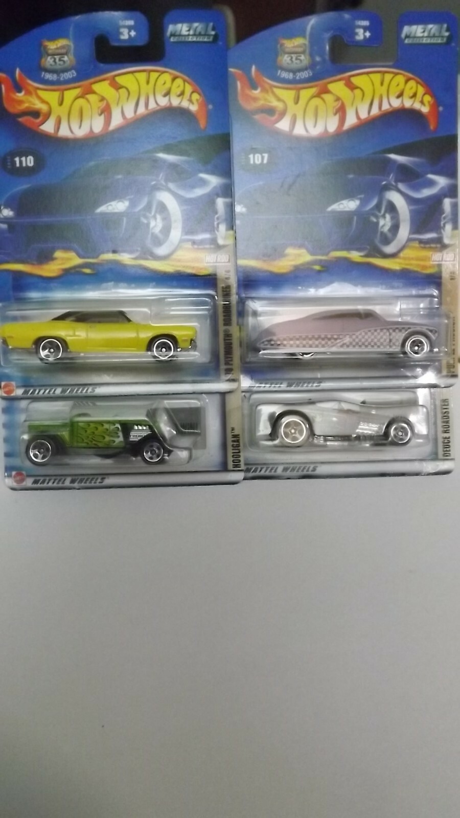 2002 Hotwheels Hot Rod Series 4 Car Set Roadrunner-Passion-Roadster-Hooligan