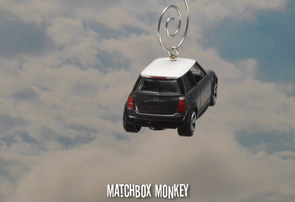 Deluxe Gray Hard Top Austin Mini Cooper S Christmas Ornament 1/56th BMW Adorno