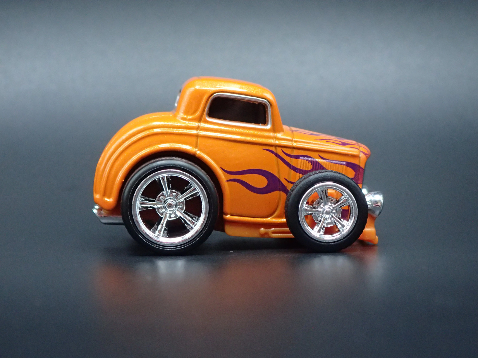 1932 32 FORD THREE WINDOW COUPE HOT ROD CAR TUNED 1:64 SCALE DIECAST MODEL CAR