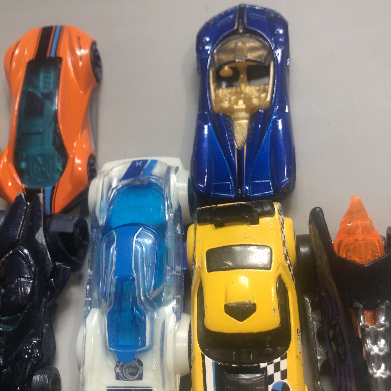 Hot Wheels Lot Of Cars 17 Mixed Please See Photos