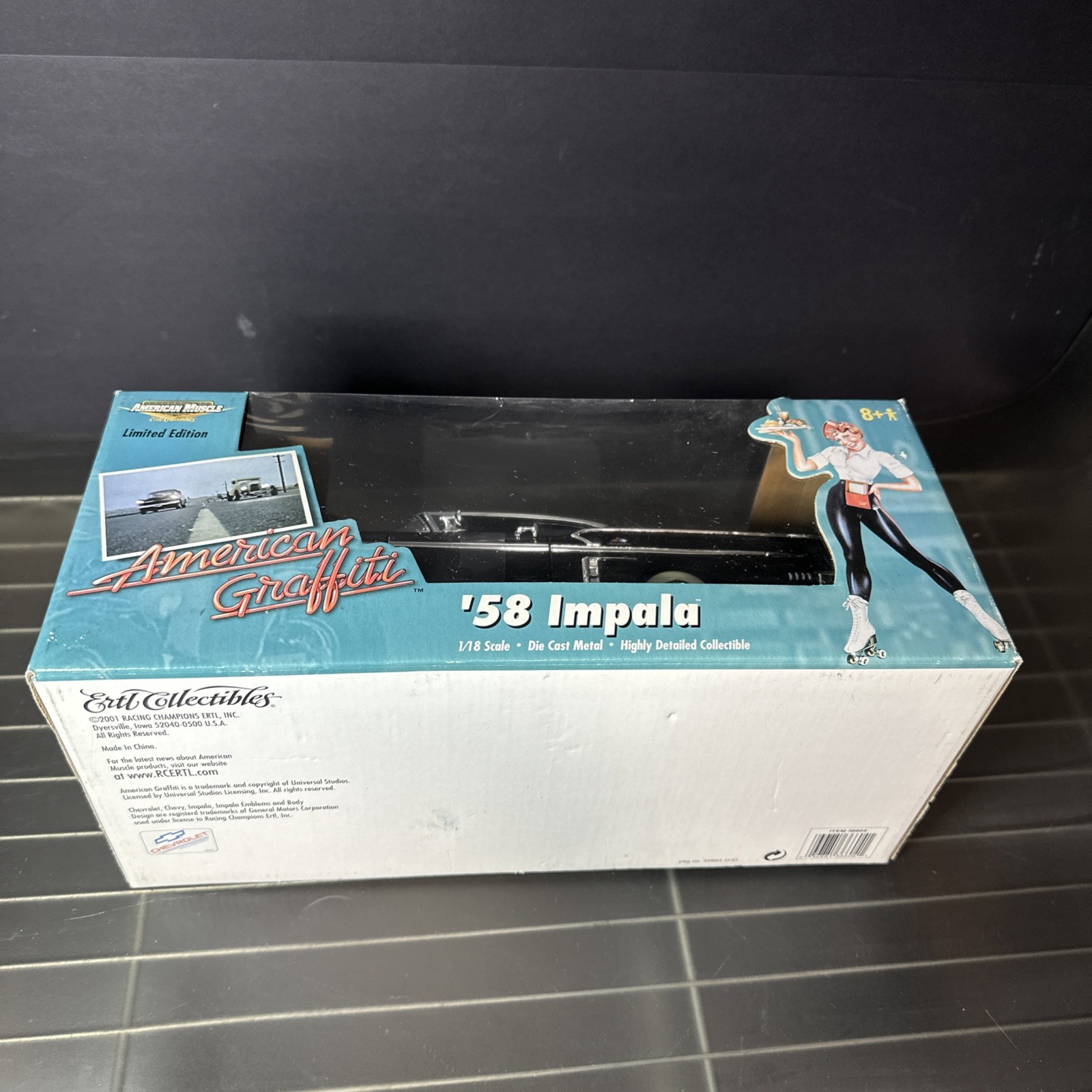 Chev ’58 Impala {NEW} American Graffiti Black & White 1:18 Ertl American Muscle