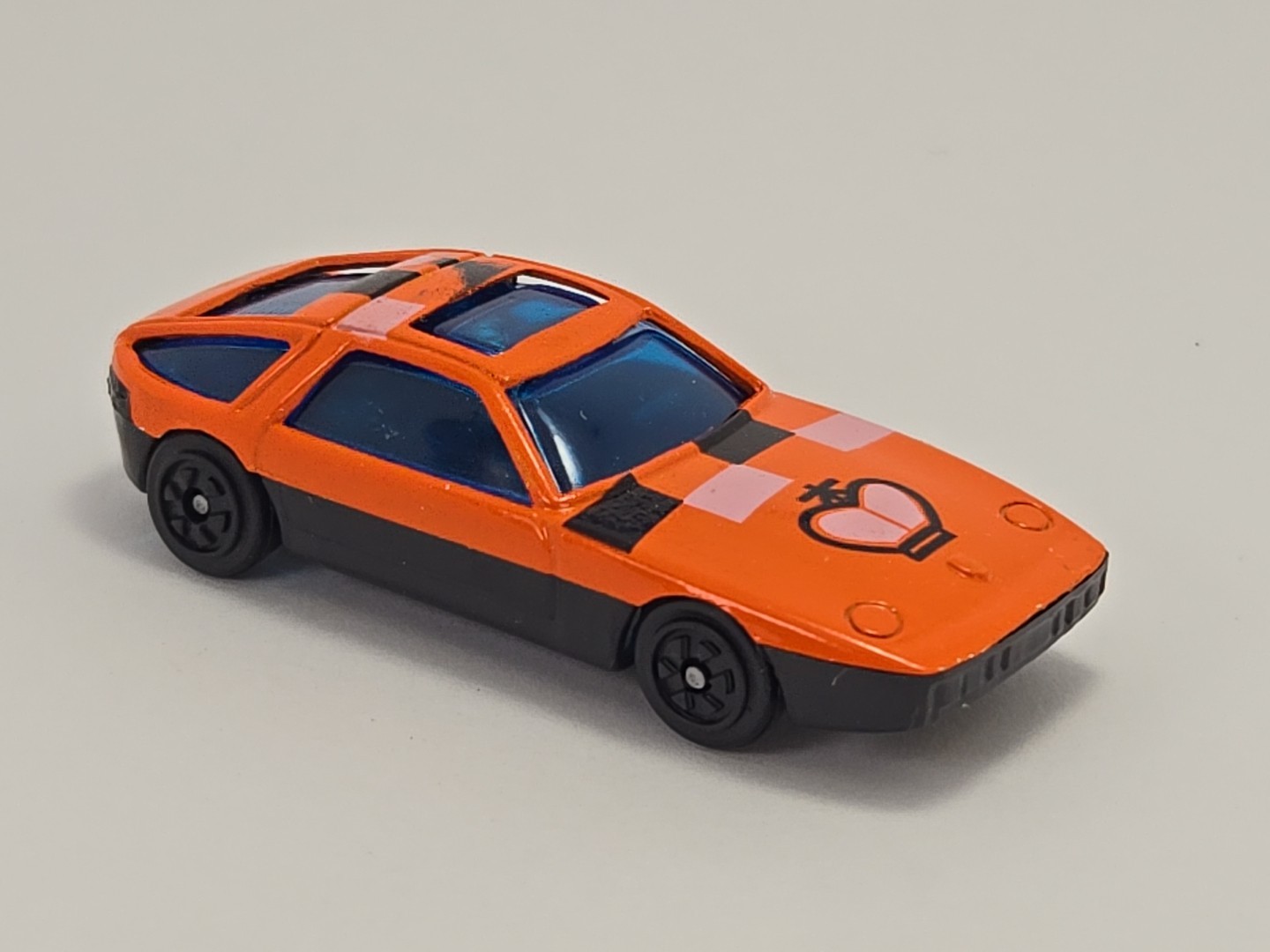 1977 – 1995 Porsche 928 1/64 Scale Collectible Crude Die-Cast Toy Car