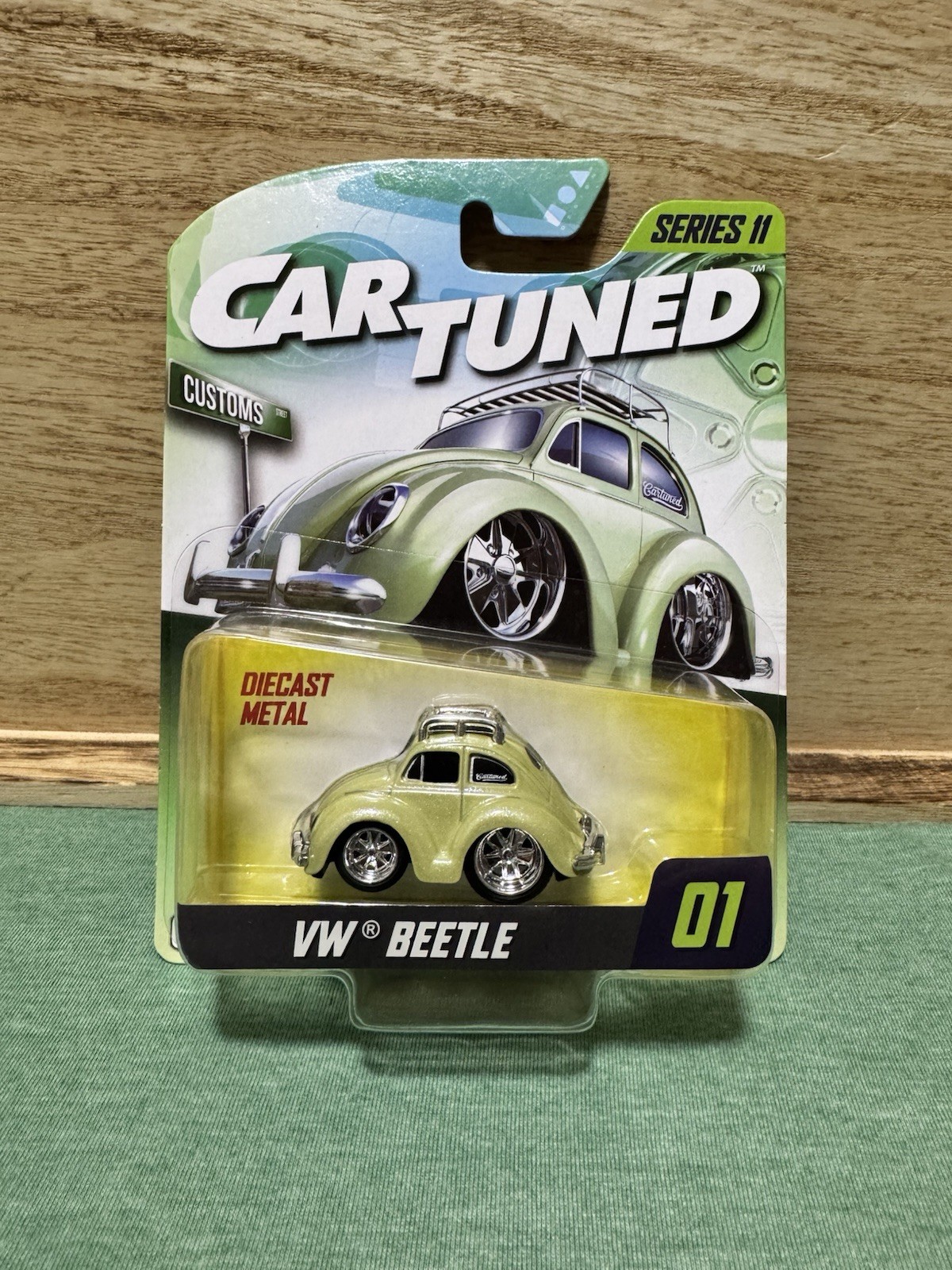 2026 CarTuned Series 11 #01 Volkswagen VW Beetle. Newly Released