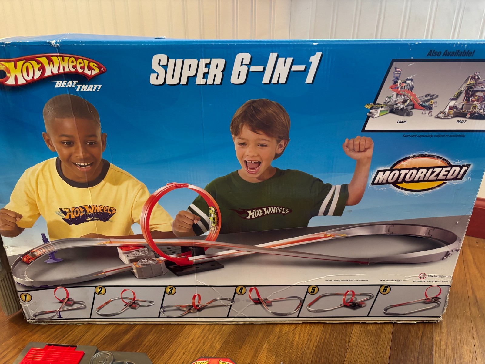 Hot Wheels Super 6-in-1 2009 Toys R Us Incomplete