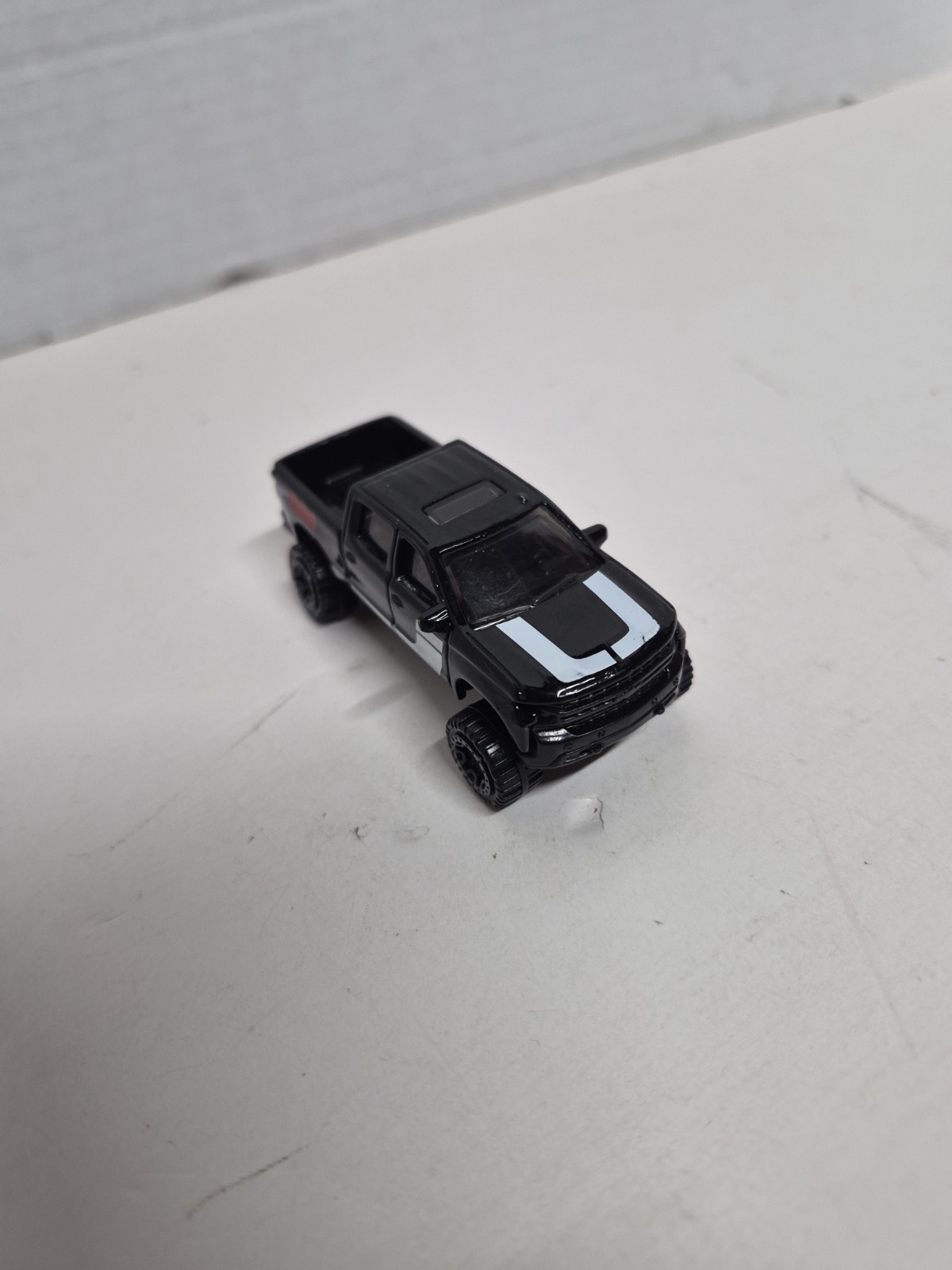 Hot Wheels Assorted 6 In All Diecast Cars Used Good Condition