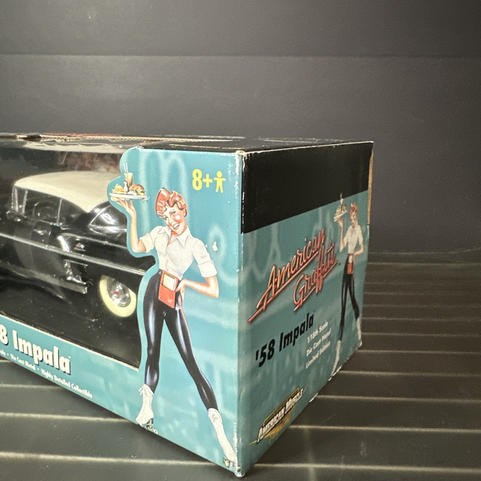 Chev ’58 Impala {NEW} American Graffiti Black & White 1:18 Ertl American Muscle