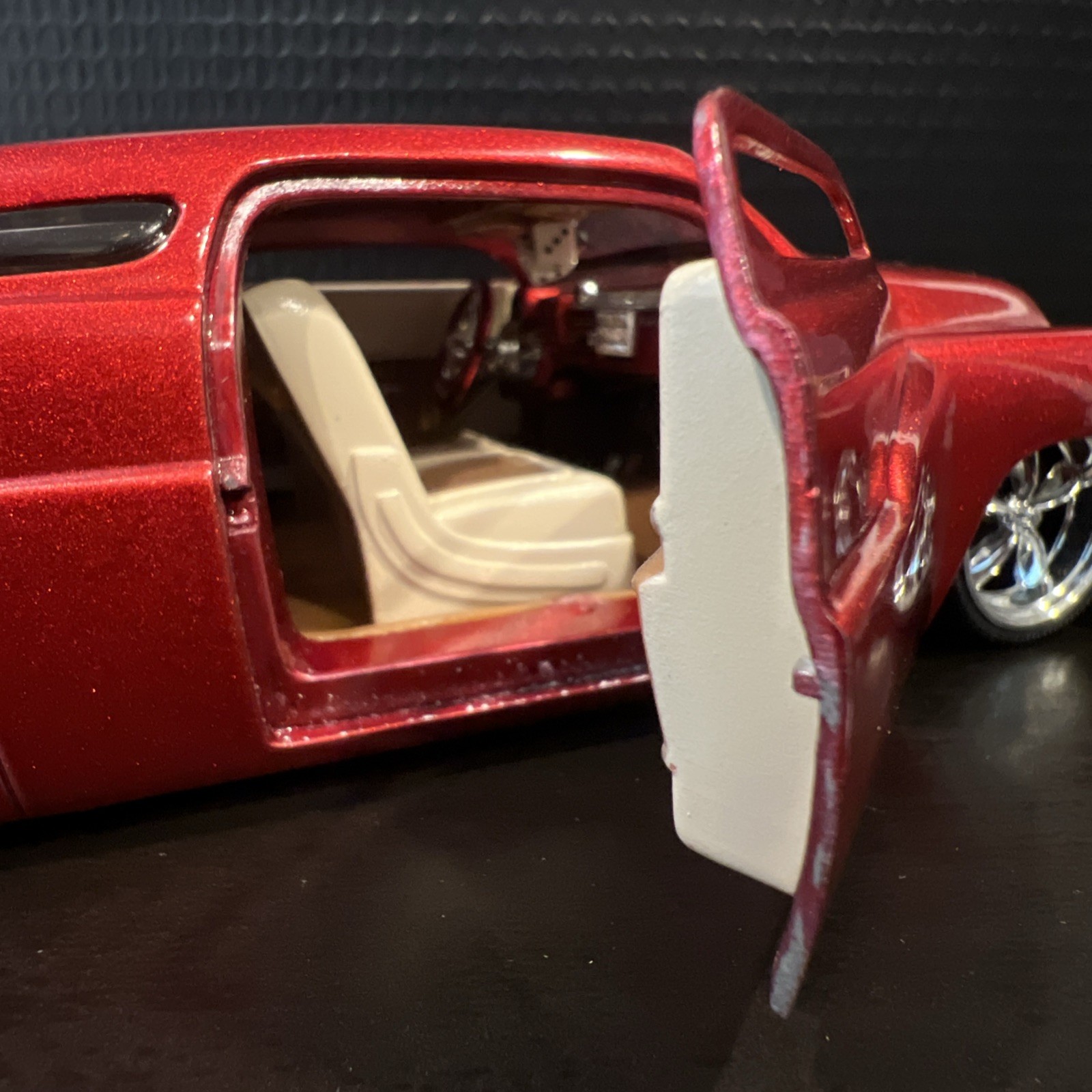 Vintage 2004 Jada 1:24 1951 Mercury Custom Coupe Dub City Old Skool Red Clean