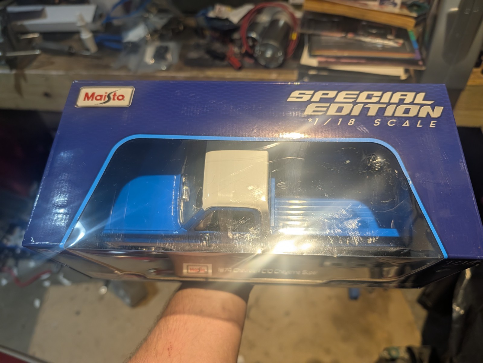 Maisto 1/18 1974 Chevrolet C10 Cheyenne Super Blue GM Officially Licensed NIB