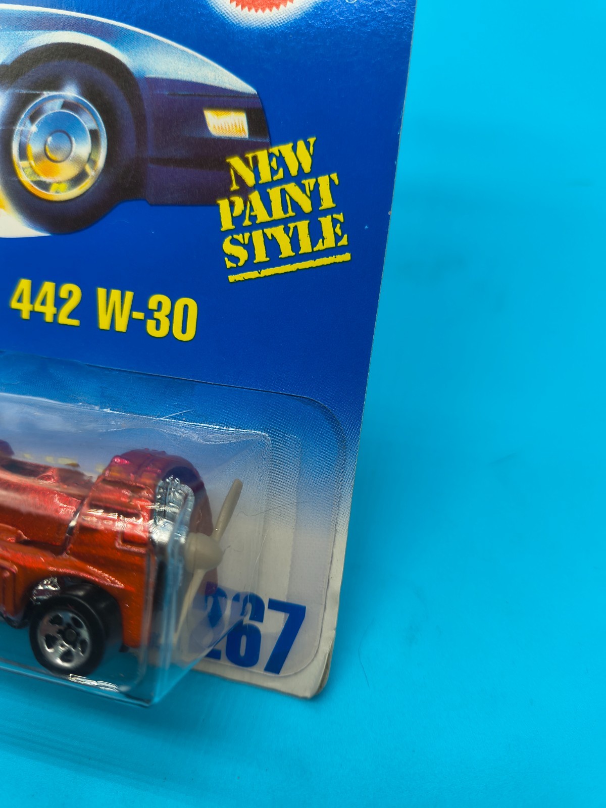 1991 HOTWHEELS ERROR RARE WRONG AIRPLANE DOGFIGHTER ON OLDS 442 W-30 CARD ERROR