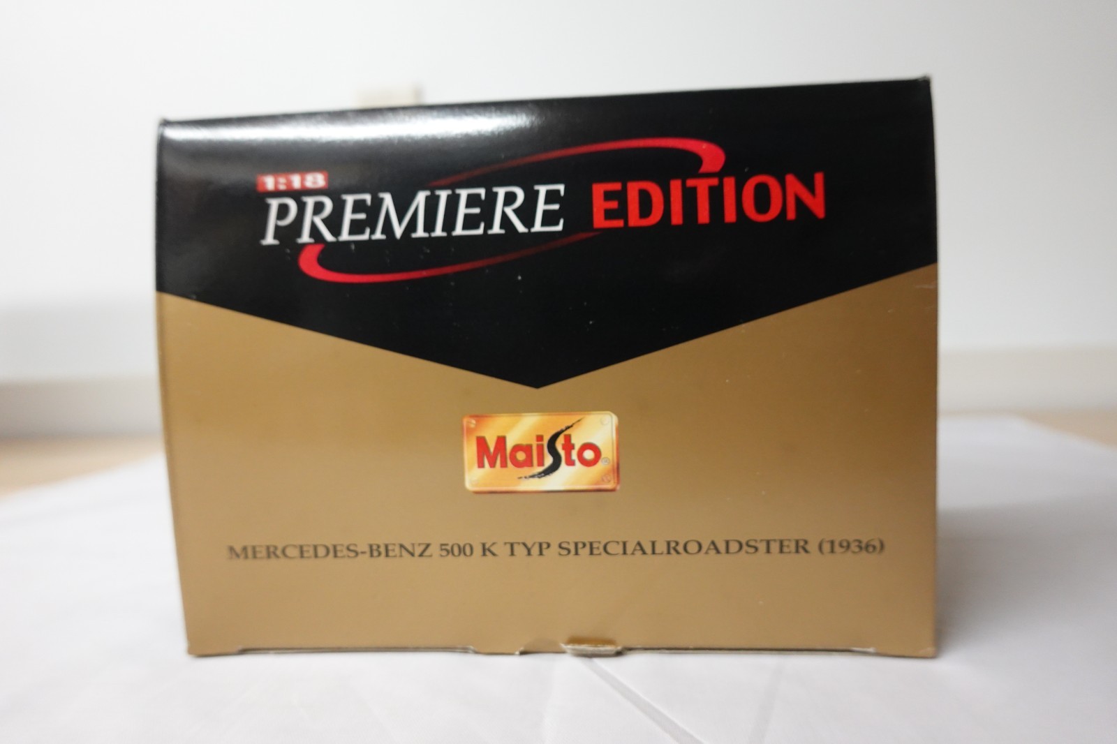 Maisto 36862 Red 1936 Mercedes Benz 500 K TYP Special Roadster 1:18 Scale
