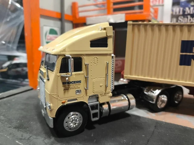 FREIGHTLINER FLA 86 64 T (1993) RODGERS Fast And Furious, ALTAYA 1:43 NEW!!!