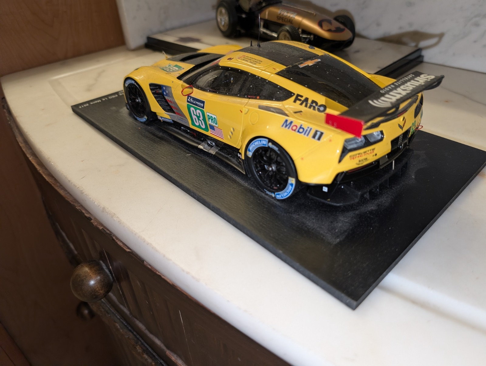 1:18 Original Model by Spark,Chevrolet Corvette C7.R #63 LM2017 Racing -GM- 3rd
