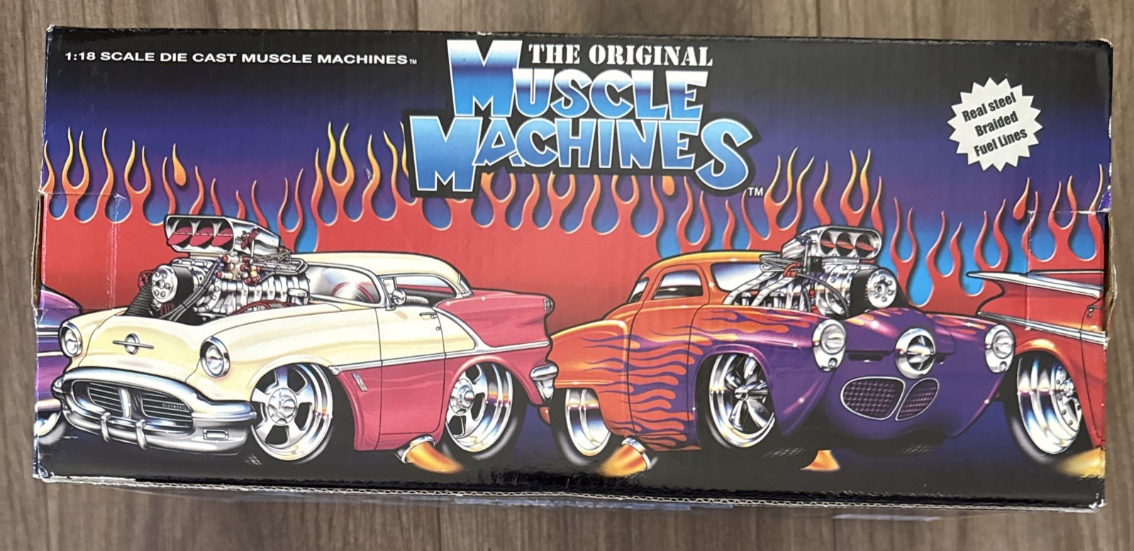 Muscle Machines 1/18 Scale Model Car 71169 – 1940 Sedan Delivery – Orange
