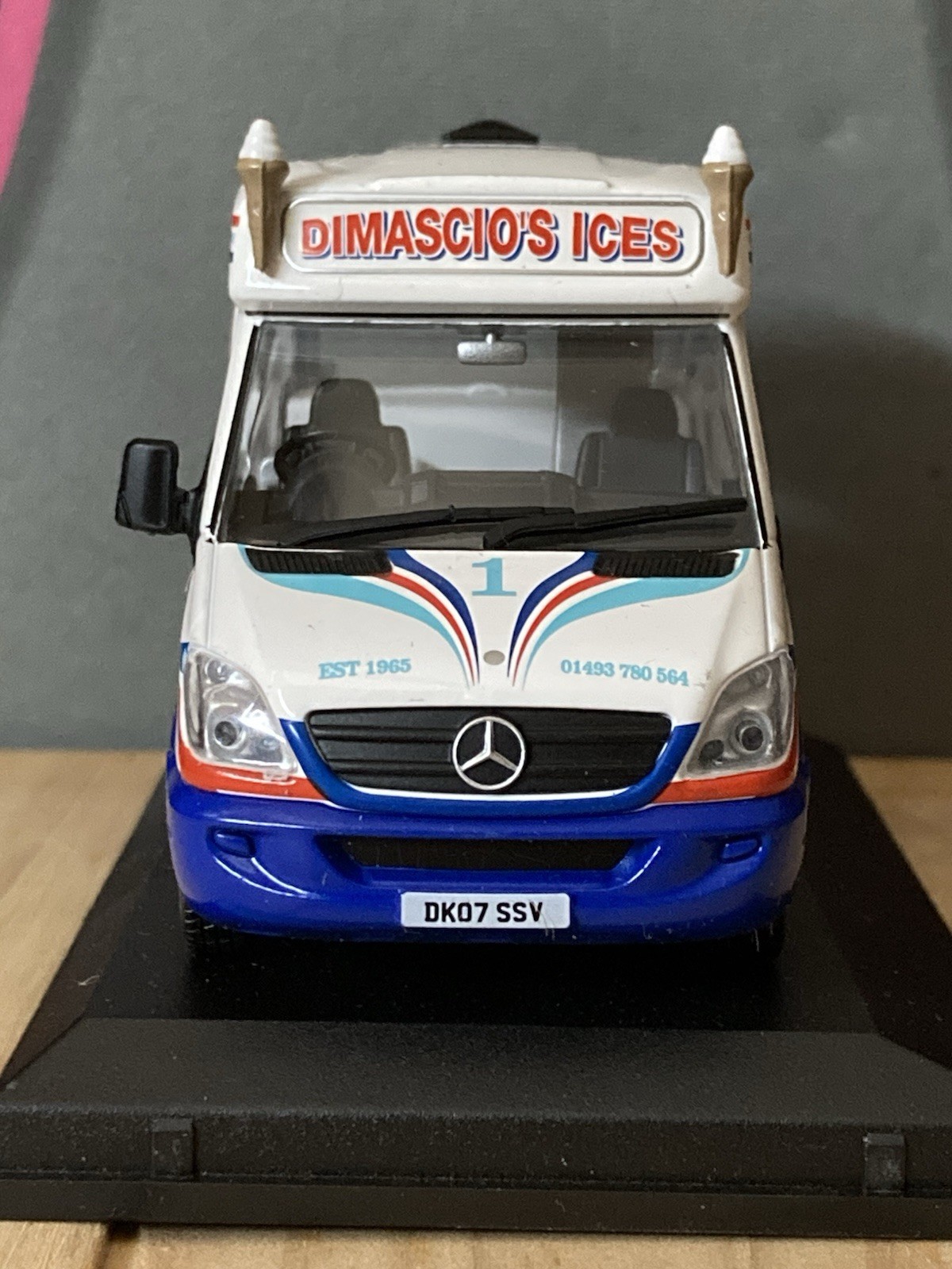1:43 Dimascio’s Mercedes Sprinter Ice Cream Van. Please read full description.