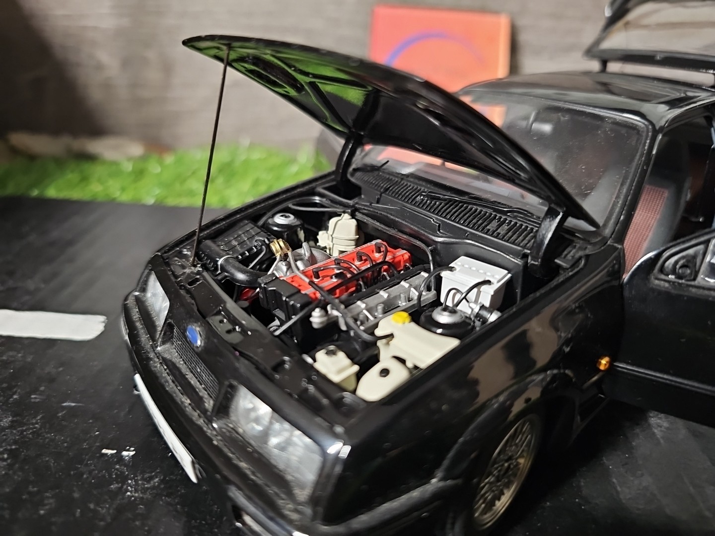 Vntg 2004 AUTOart Millennium 1986-87 Ford Sierra RS 1:18 Scale Diecast Car