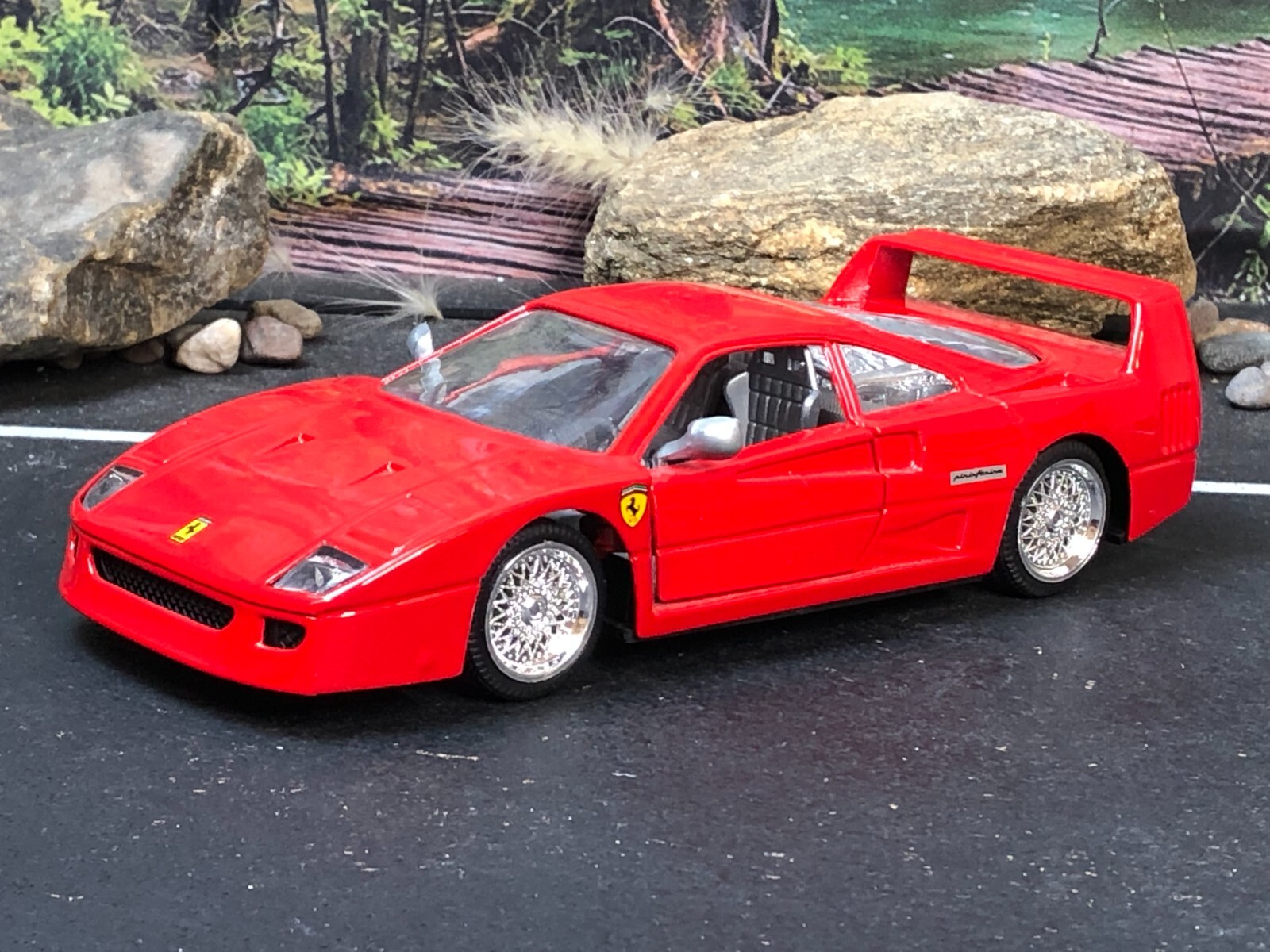 SUNNY SIDE SS7704 1:24 Diecast Model RED 1987 FERRARI F40 Opening Doors NO BOX