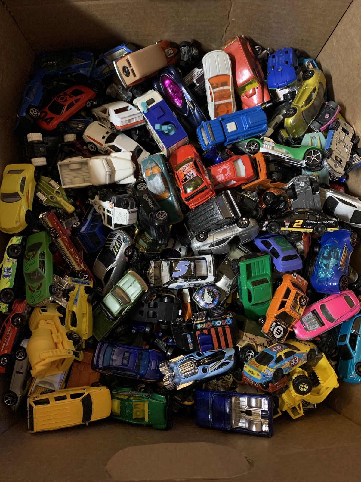 🔥Hot Wheels Lot +40 Cars Vehicles; Unsearched Matchbox, Disney, Tonka🔥🔥🔥🔥