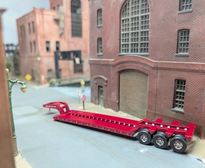 1/87 HO Scale Low Boy Heavy Equipment Trailers. Custom built 3D printed models.