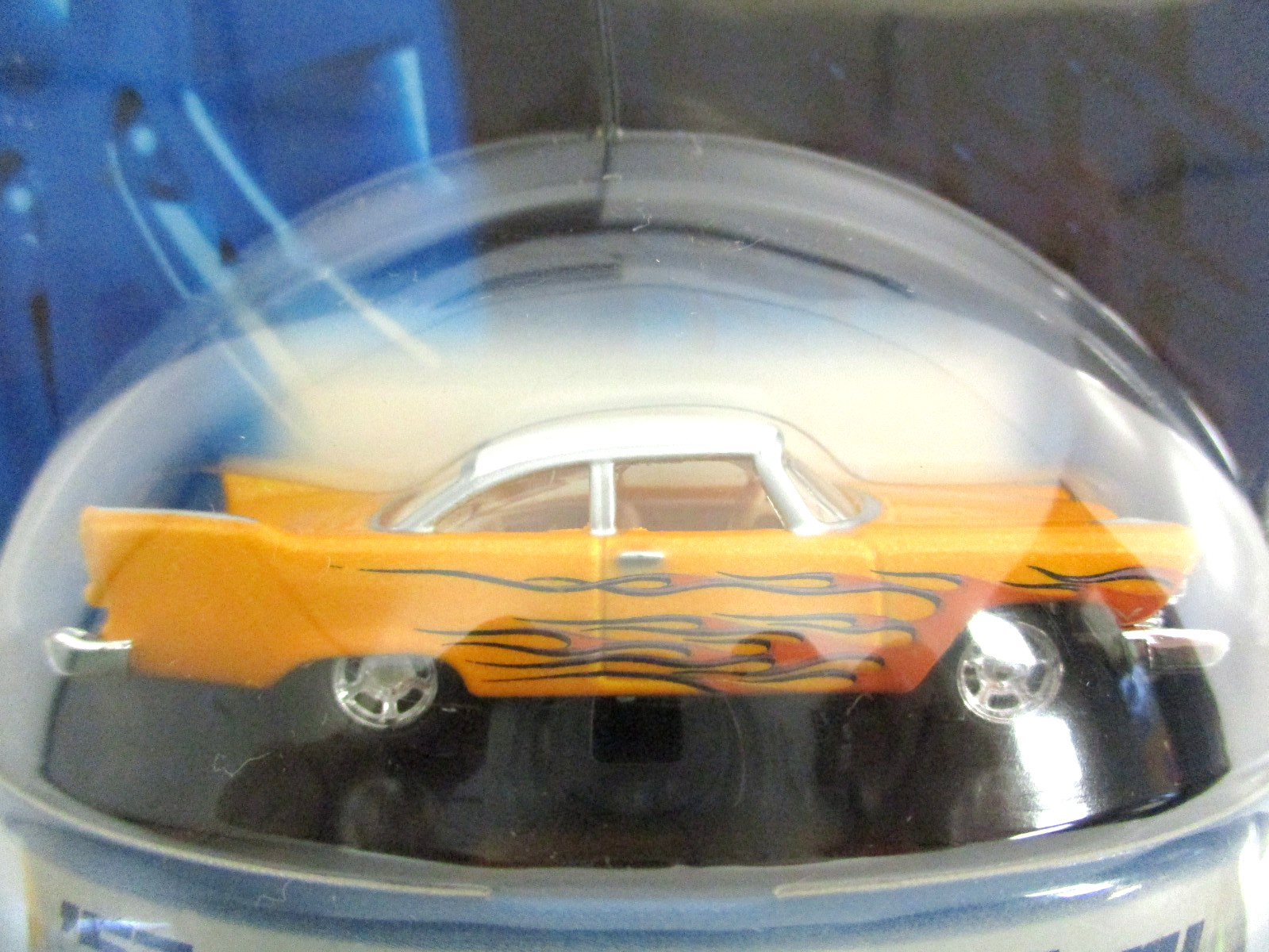 HOT WHEELS – REAL RIDERS – CUSTOM 1957 PLYMOUTH FURY – FLAMES – 1/64