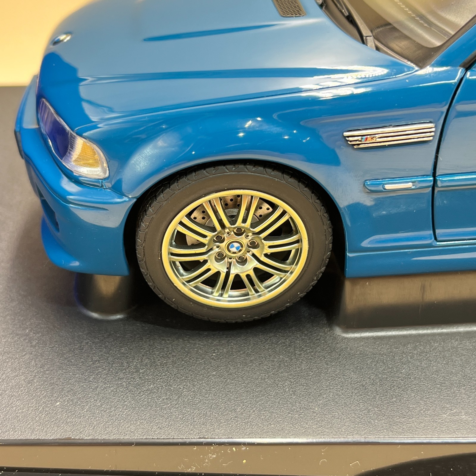 AUTOart 1/18 BMW M3 Coupe 2001 Laguna Seca Blue 70544 old diecast model