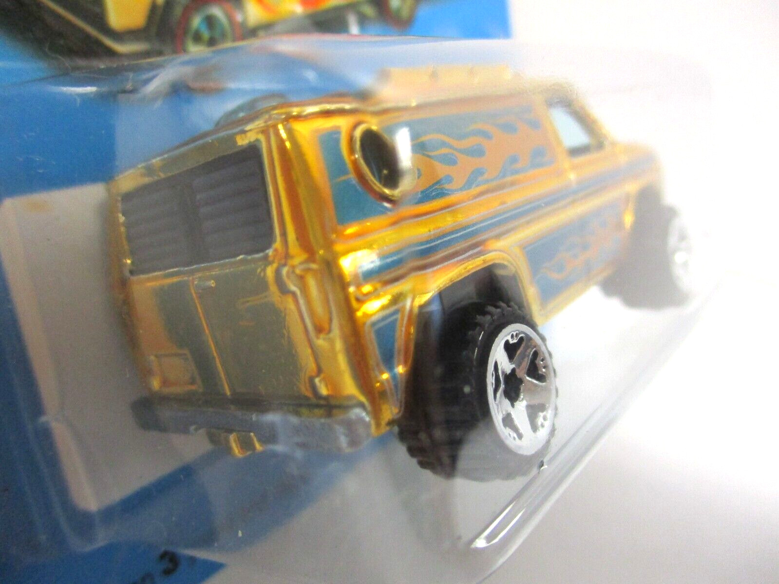 HOT WHEELS – SUPER CHROMES – BAJA BREAKER LIFTED 4X4 FORD VAN (GOLD) – 1/64