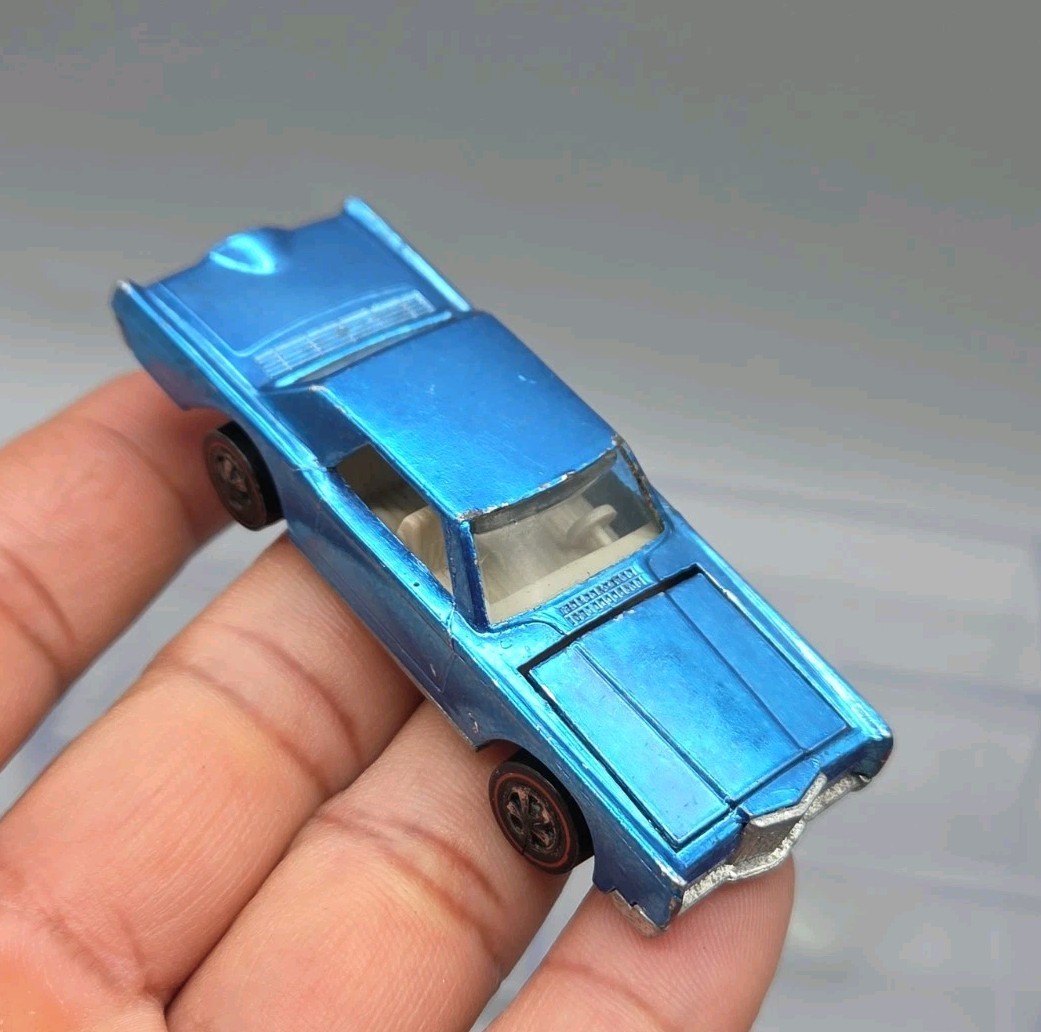 VTG Hot Wheels Redline 1968 Custom Continental Mark lll Blue USA