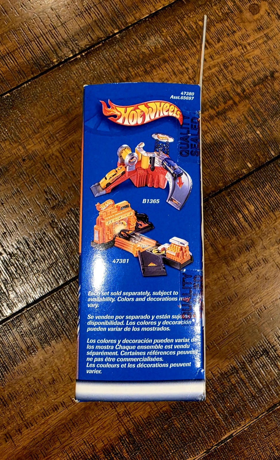 HOT WHEELS NISSAN SKYLINE GT-R R32 COPTER CHASE BOX RARE — NEW/SEALED