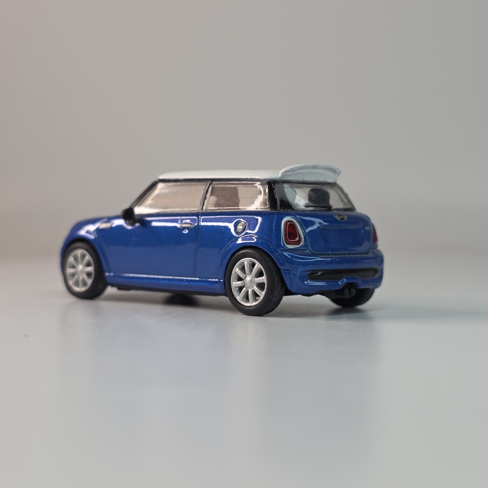 1:60 Scale Mini Cooper S Hatchback Toy