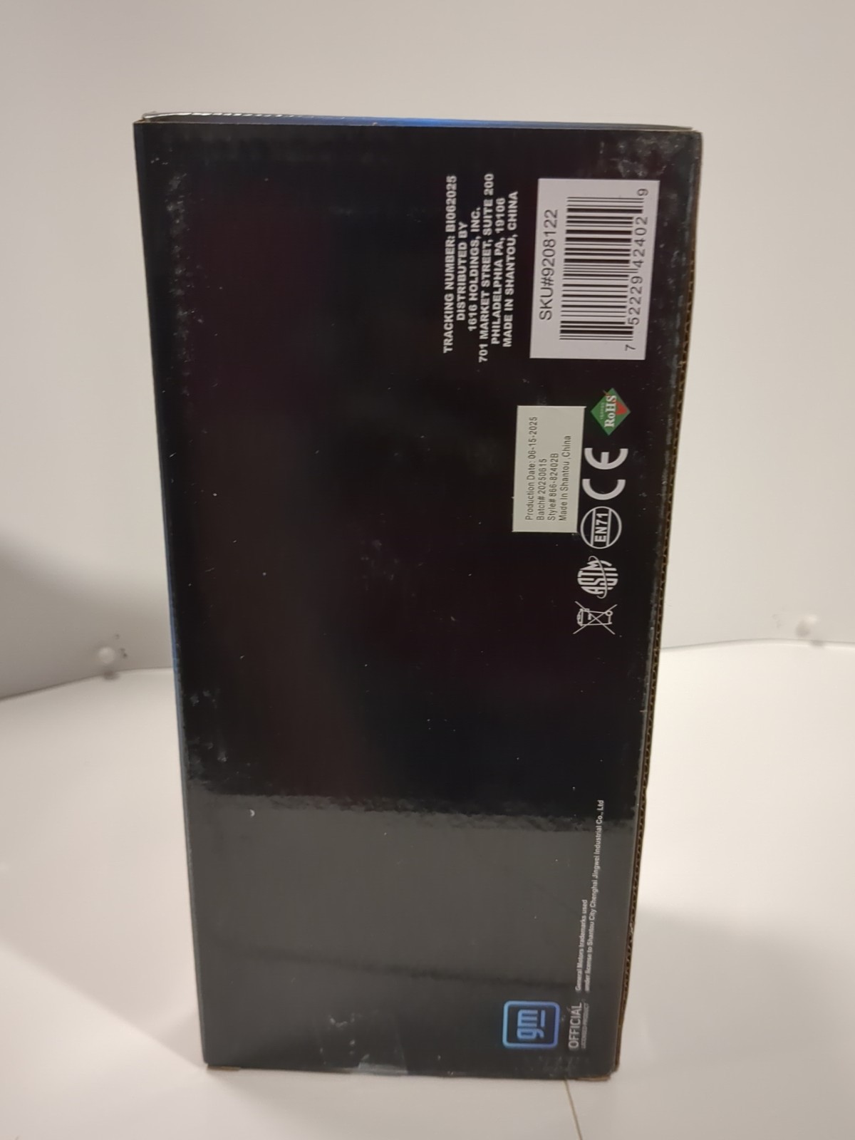 GMC Yukon Denali Black 1:24 1/24 Scale Official Licensed Friction Car Model NIB