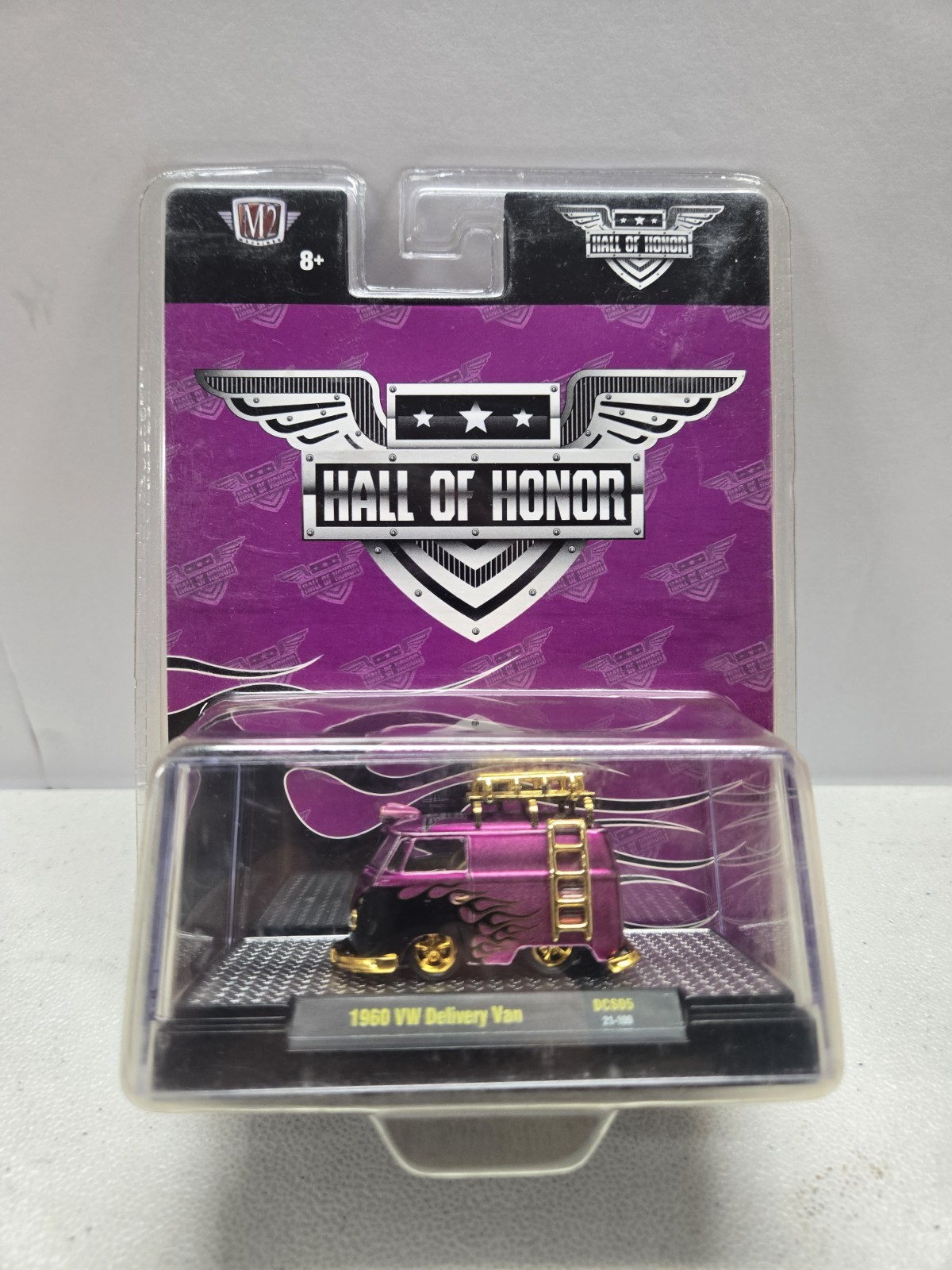 M2 Machines 1:64 2022 LAS VEGAS Hall of Honor Dinner Car 1960 VW Chase
