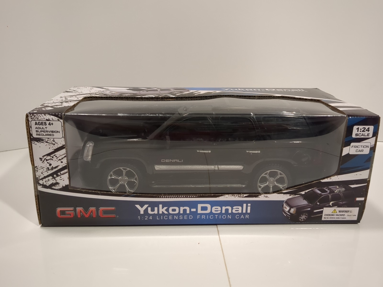 GMC Yukon Denali Black 1:24 1/24 Scale Official Licensed Friction Car Model NIB