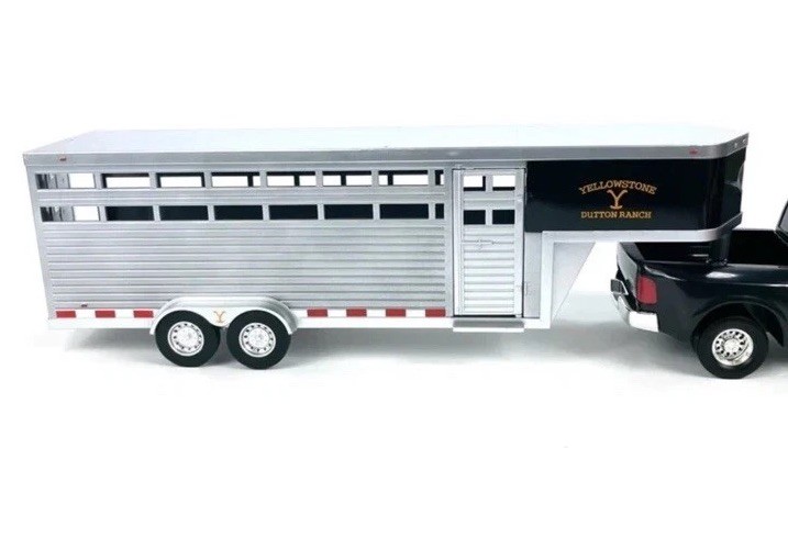 Big Country Toys YELLOWSTONE Dutton Ranch Horse Trailer Adult Collectable *NIB*