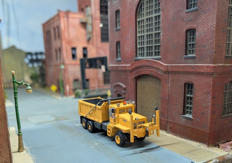 1/87 HO Scale 3D Printed Custom Built 1980s Oshkosh P Series Heavy Dump Truck