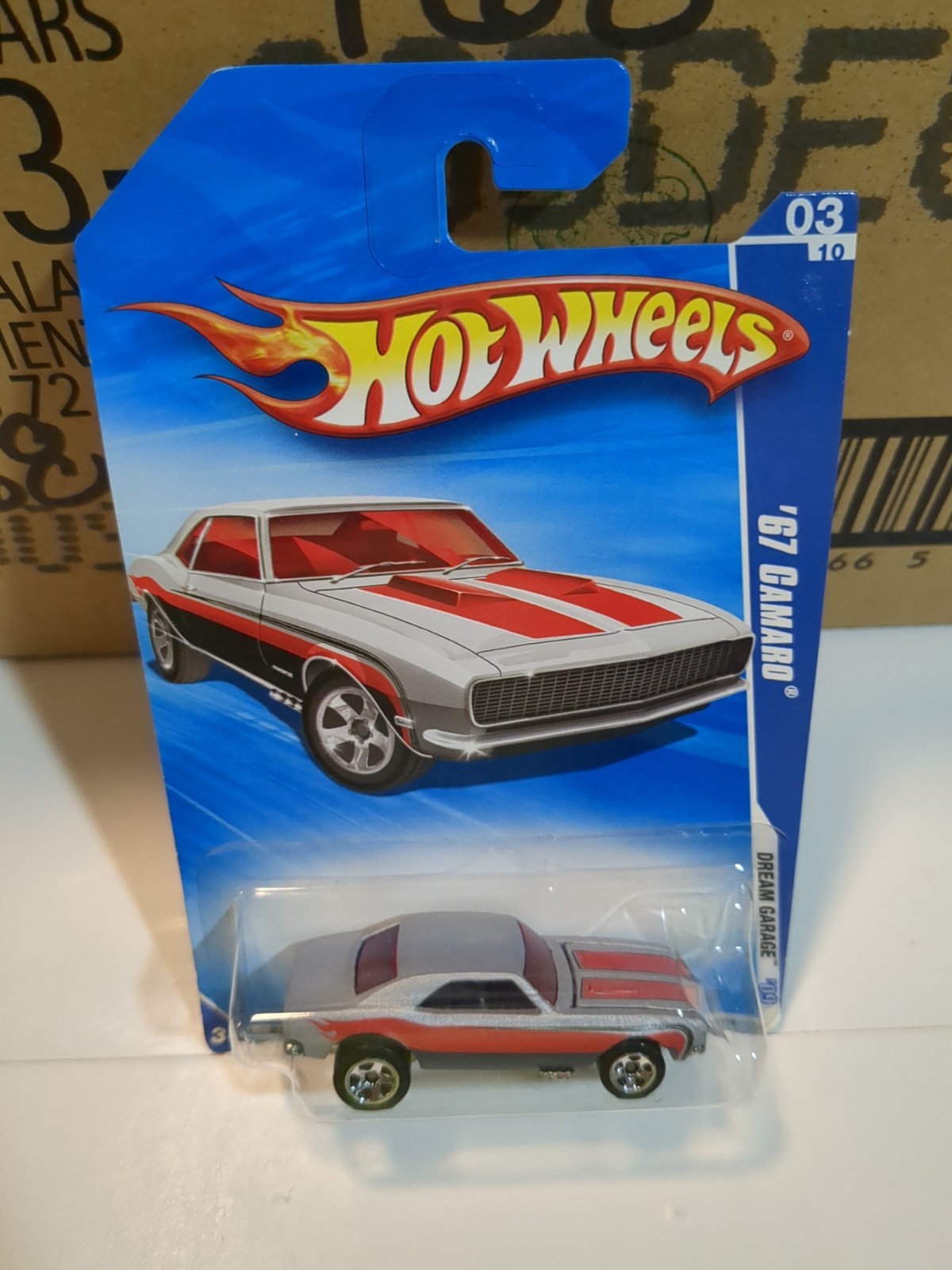HOT WHEELS 2009 DREAM GARAGE SERIES 67 CAMARO KMART COLOR EXCLUSIVE