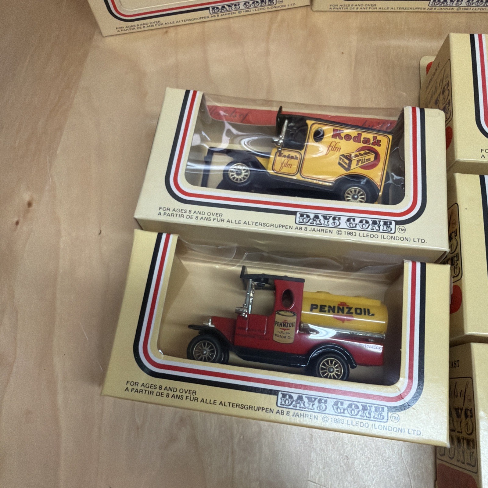 LOT 23) 1986 Lledo MODELS OF DAYS DONE Bus Carriage Delivery Truck Advert UK NEW