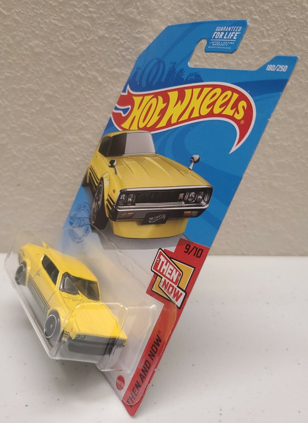 Hotwheels Then & Now – NISSAN SKYLINE 2000 GT-R 9/10 Diecast 1:64 NEW