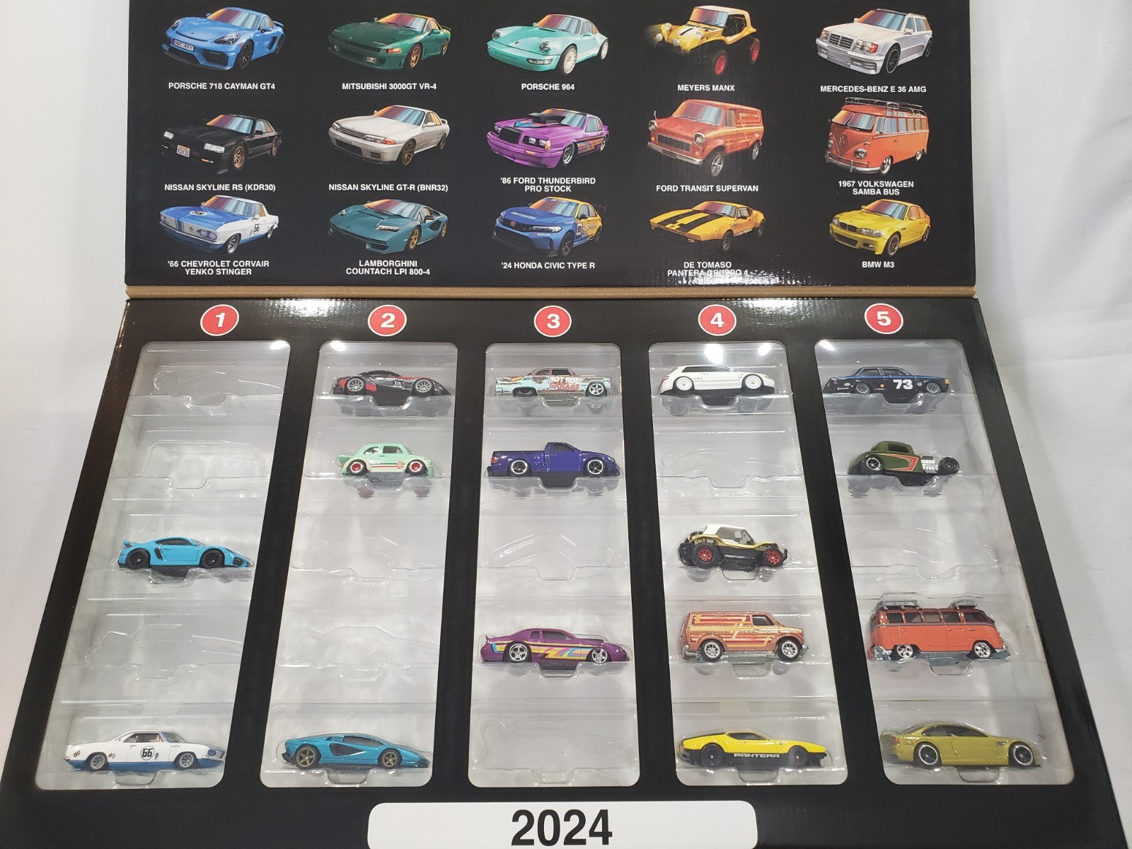 NEW Hot Wheels BOULEVARD Lot 16 Cars Plymouth Savoy 32 Ford M3 Porsche Pantera
