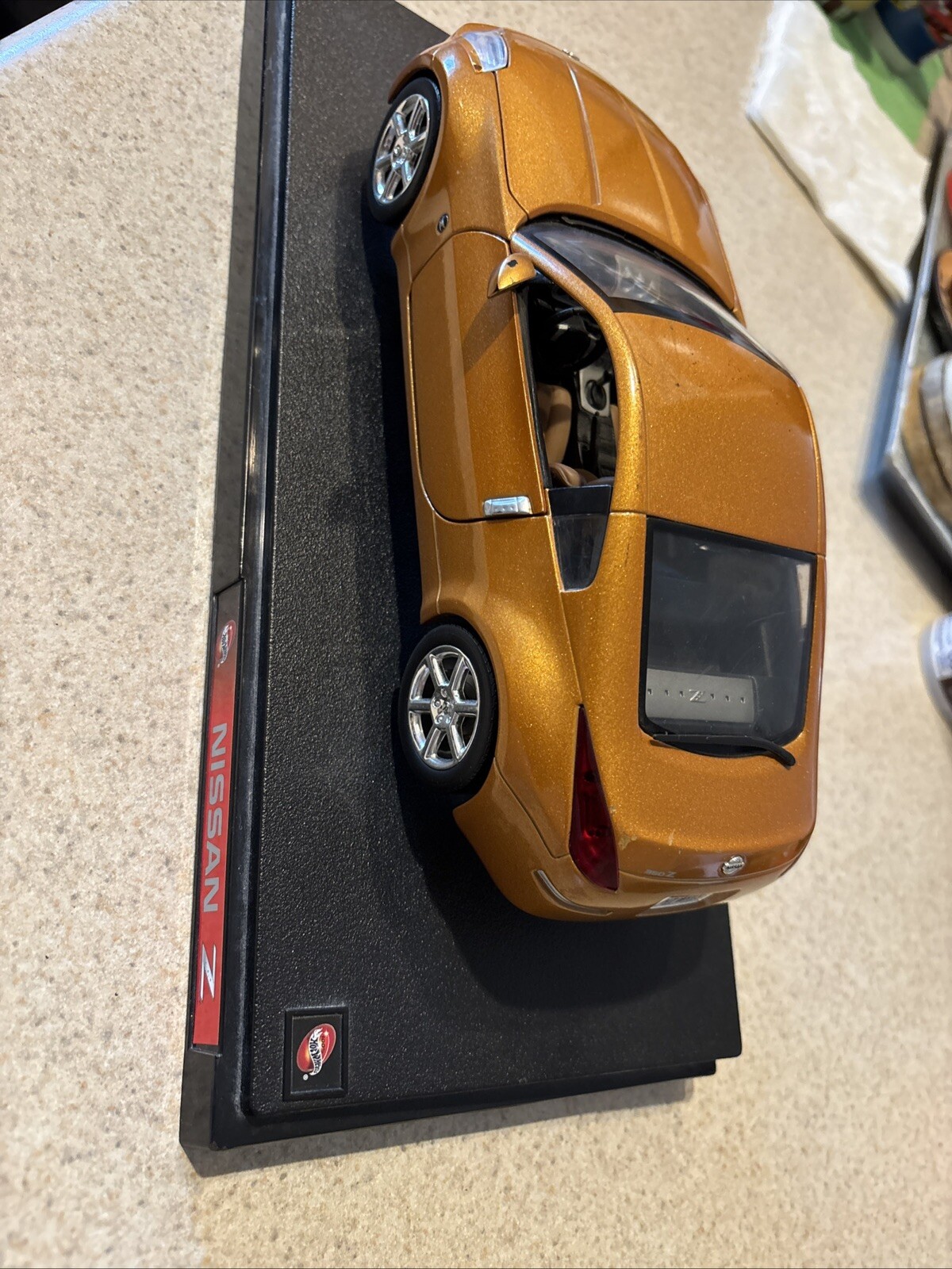 Nissan Z With Stand Toy Car Collectible Diecast 4.5” x 9”